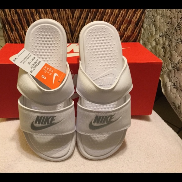 sliders womens nike